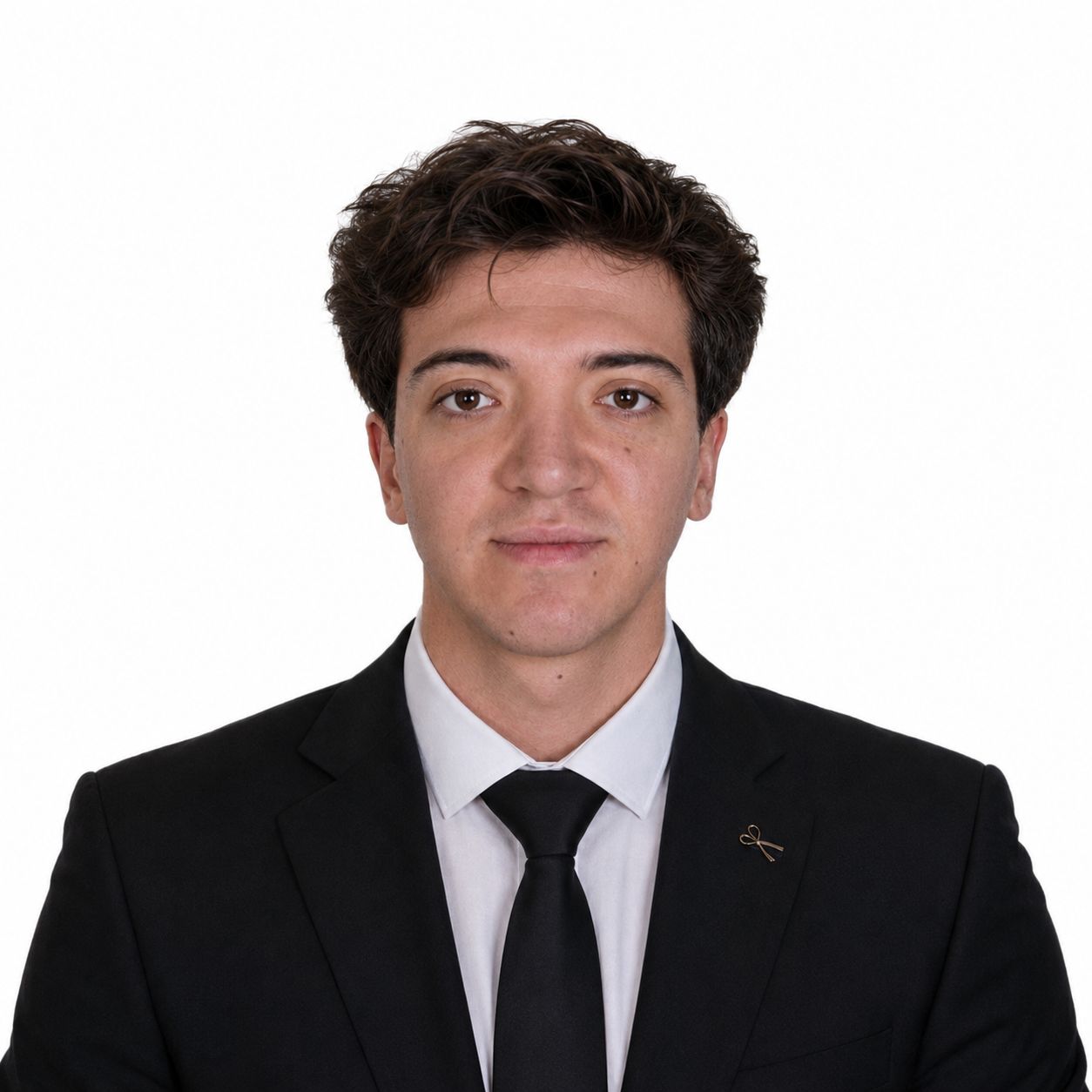 Portrait of Tarık Deveci, AI Product Engineer.